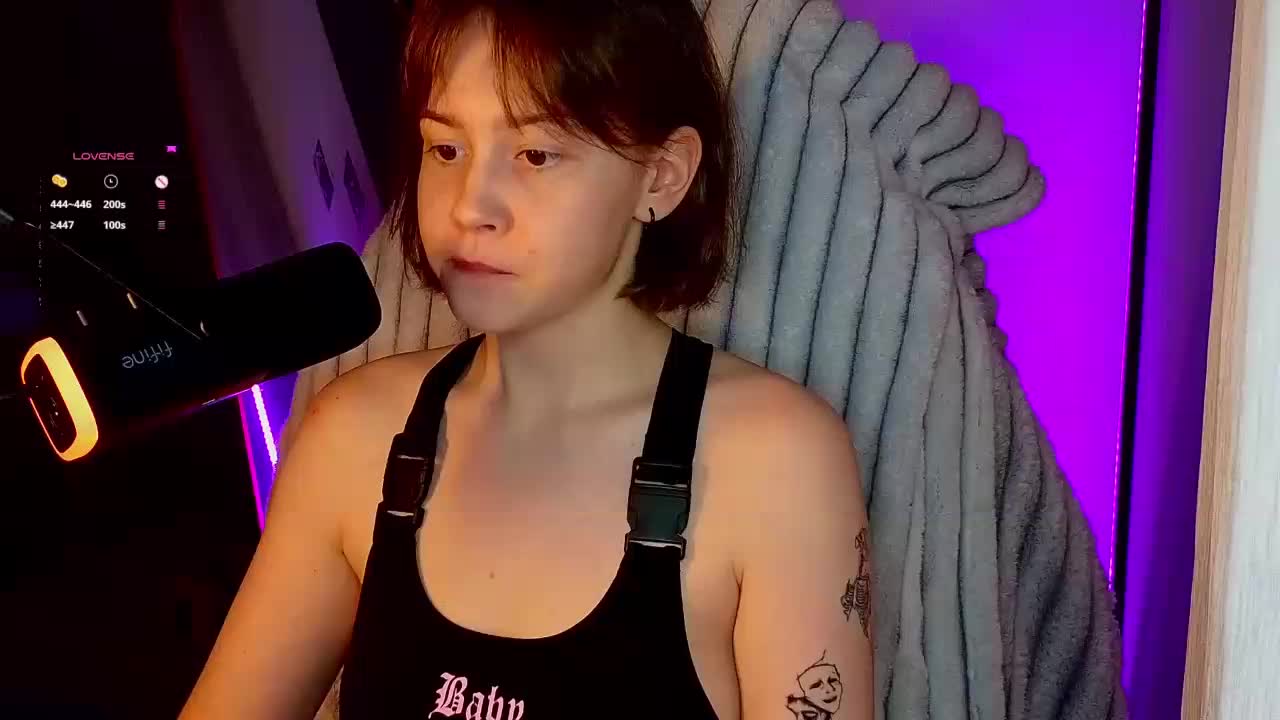 -sweetdreamss- Adult Chat April 10, 2026