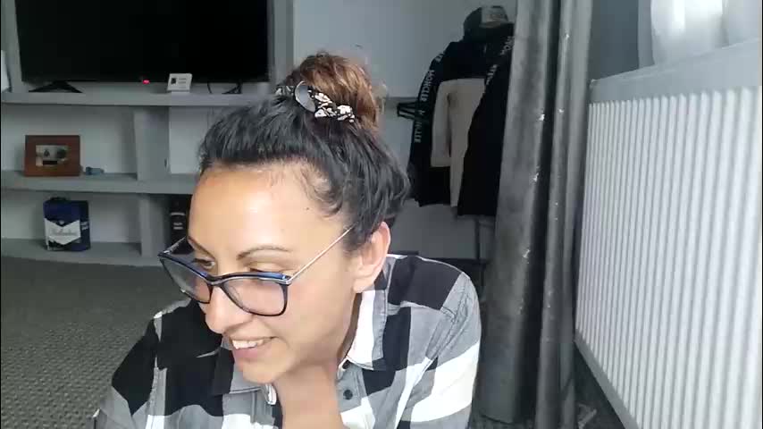 crazybrenda89 Adult Chat April 10, 2026