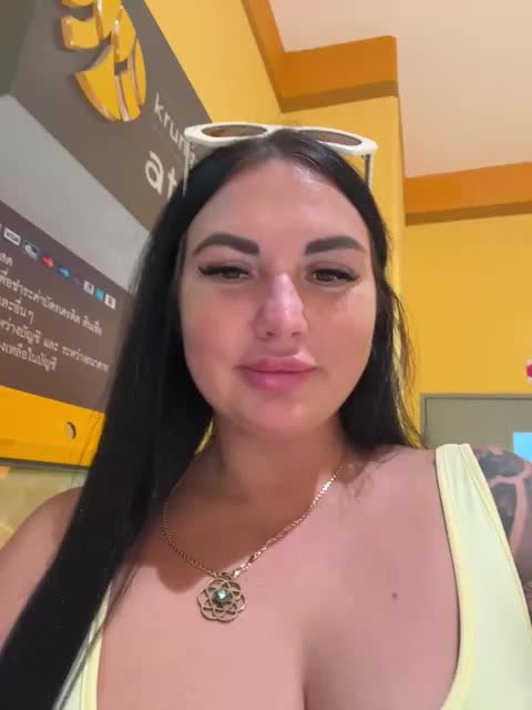 KROSHKA_N Adult Chat April 10, 2026