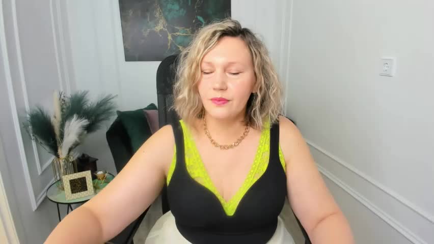 ninastarle Adult Chat April 10, 2026