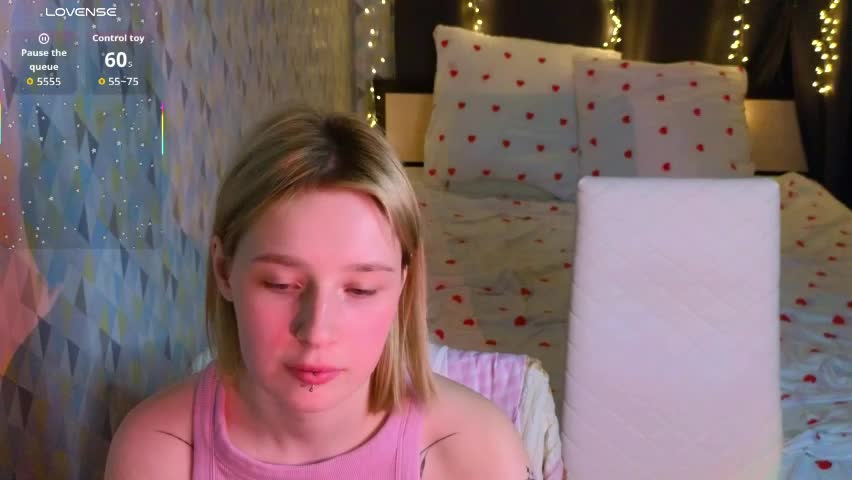 babees_eva Adult Chat April 10, 2026