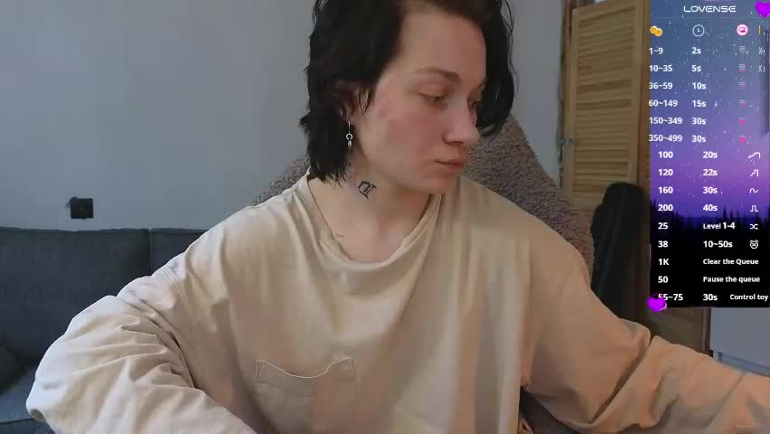 esajukyy Adult Chat April 10, 2026