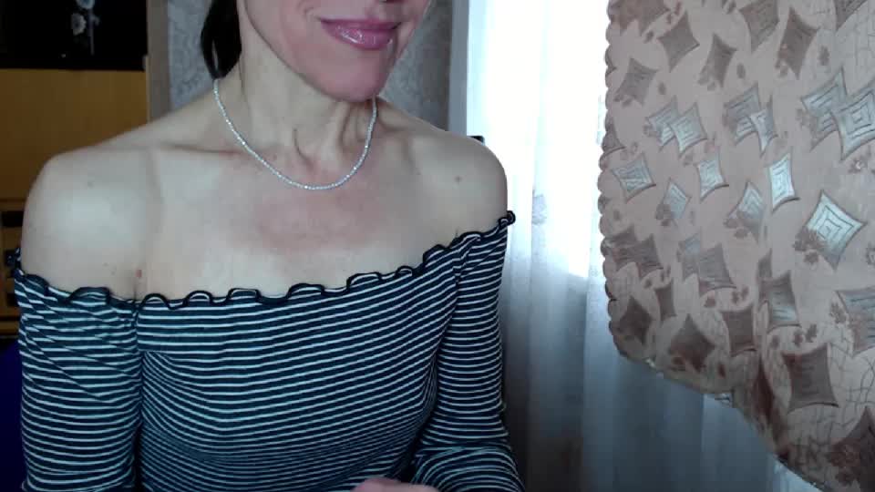 LadyL09 Adult Chat April 10, 2026