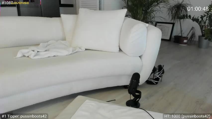 daniangel_web Adult Chat April 10, 2026