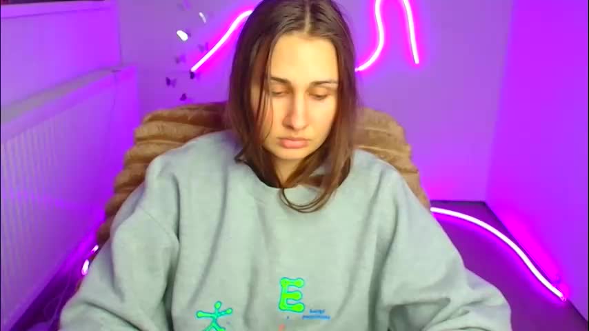 lora_kisses Adult Chat April 10, 2026