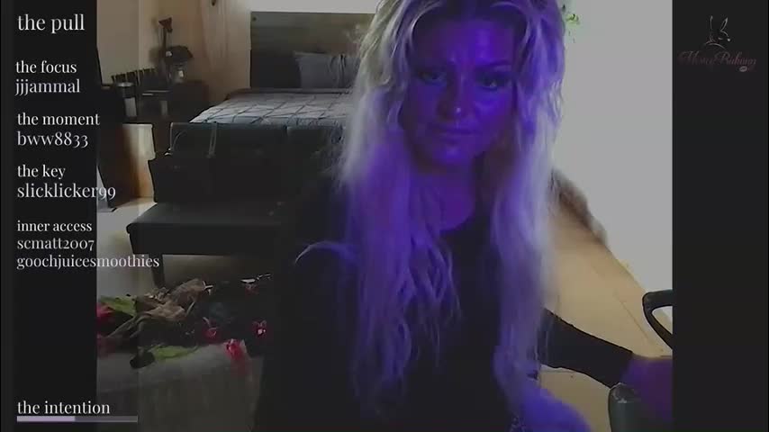 honeybuhnny Adult Chat April 10, 2026