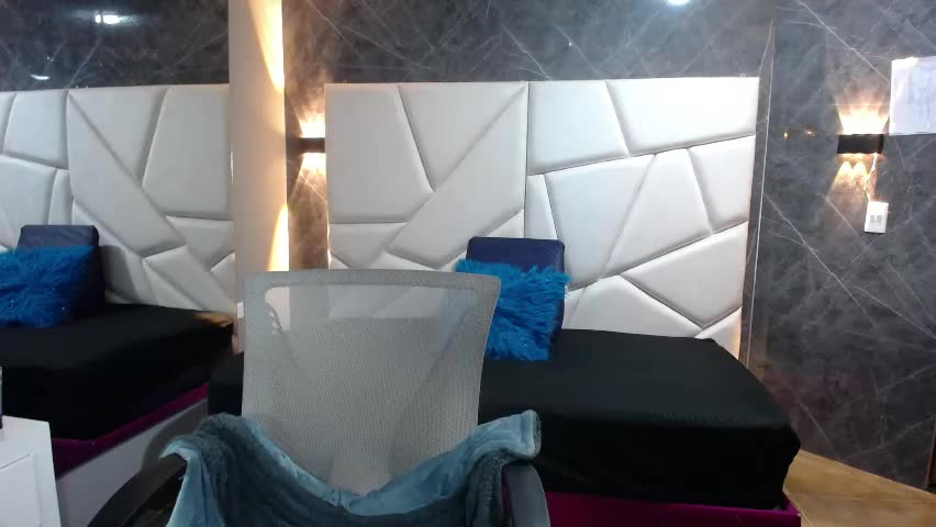 idk_24 Adult Chat April 10, 2026