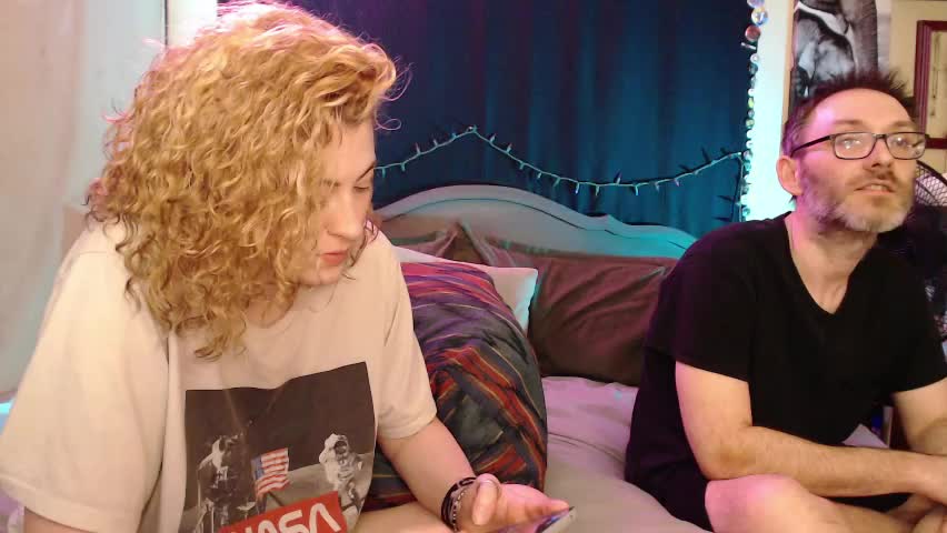 foxymalloryknoxy69 Adult Chat April 10, 2026