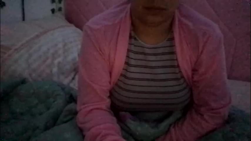 honeyy_89 Adult Chat April 10, 2026