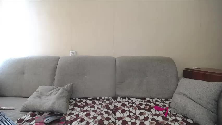 nikolettared Adult Chat April 11, 2026