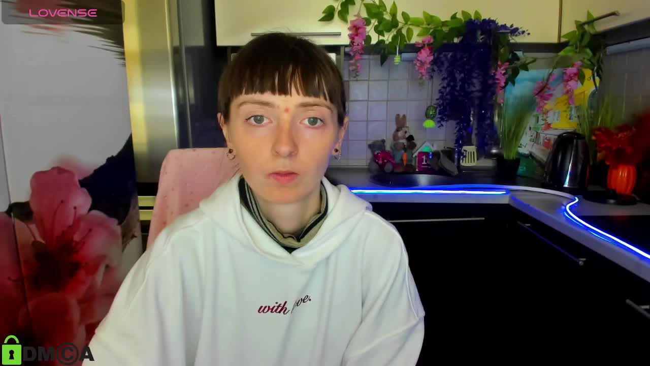 KathelinBrik Adult Chat April 10, 2026