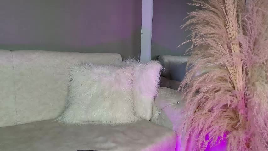 reds_velvet Adult Chat April 10, 2026