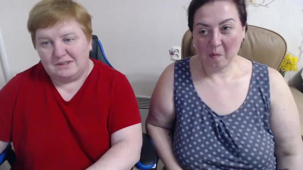 XMollyJaneEX Adult Chat April 11, 2026