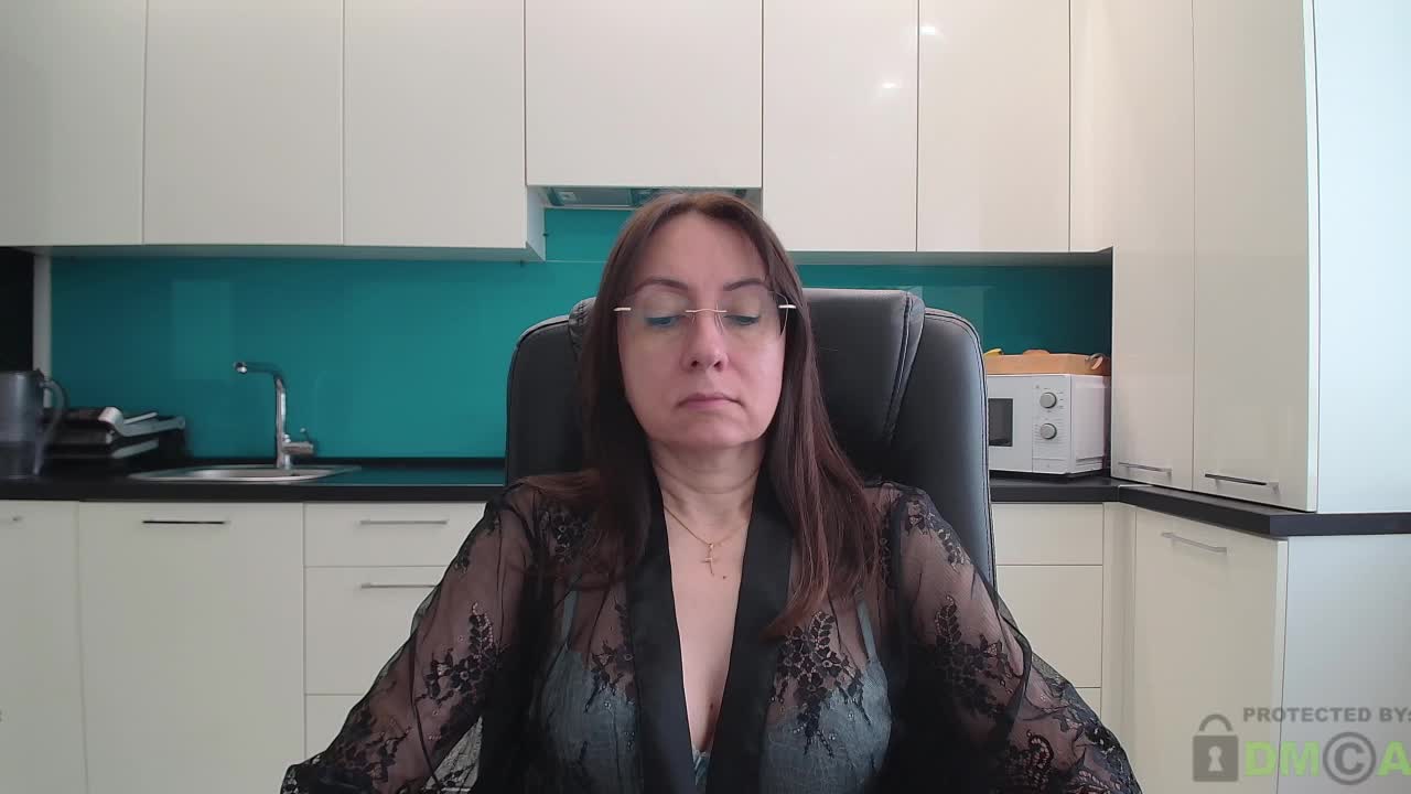 Valerianice Adult Chat April 10, 2026