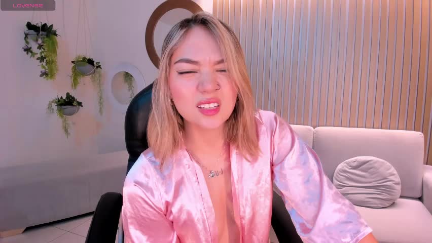 haleygreenx Adult Chat April 10, 2026