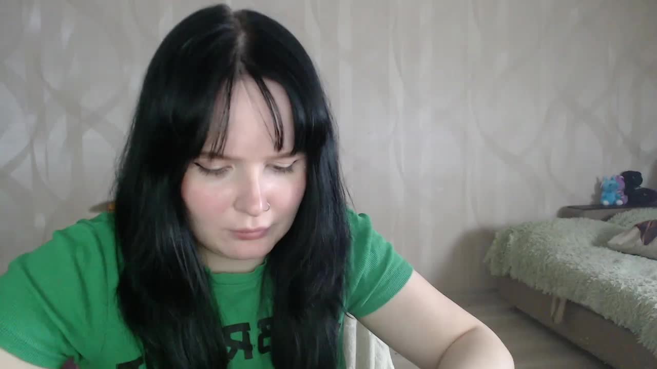 Lizzi-Peach Adult Chat April 11, 2026