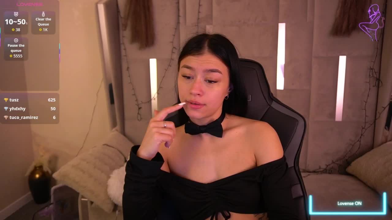 FataleNellie Adult Chat April 11, 2026