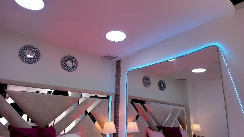 ximena_vasquez8 Adult Chat April 11, 2026