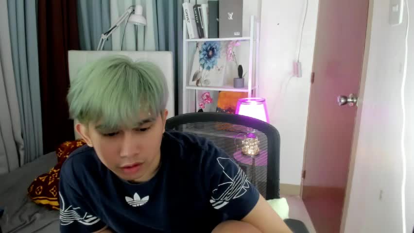 davincihugecock Adult Chat April 11, 2026