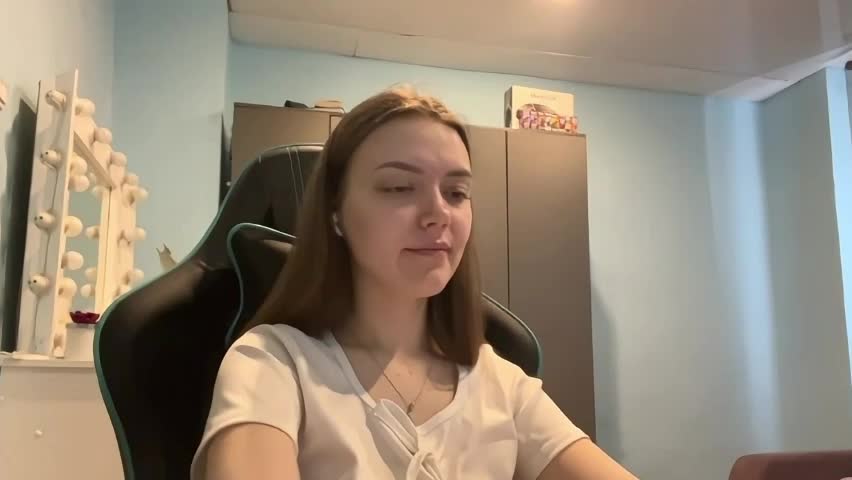 eracloke Adult Chat April 11, 2026