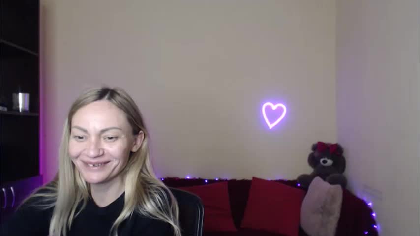 mikkey_mouse8 Adult Chat April 11, 2026