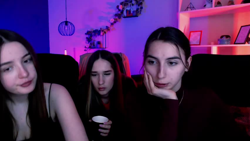 leslie_bird Adult Chat April 11, 2026