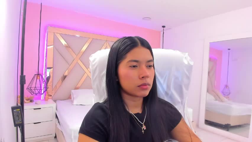 samantaa_shy Adult Chat April 11, 2026