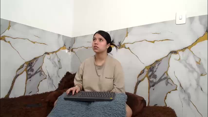 saraandthomas Adult Chat April 11, 2026