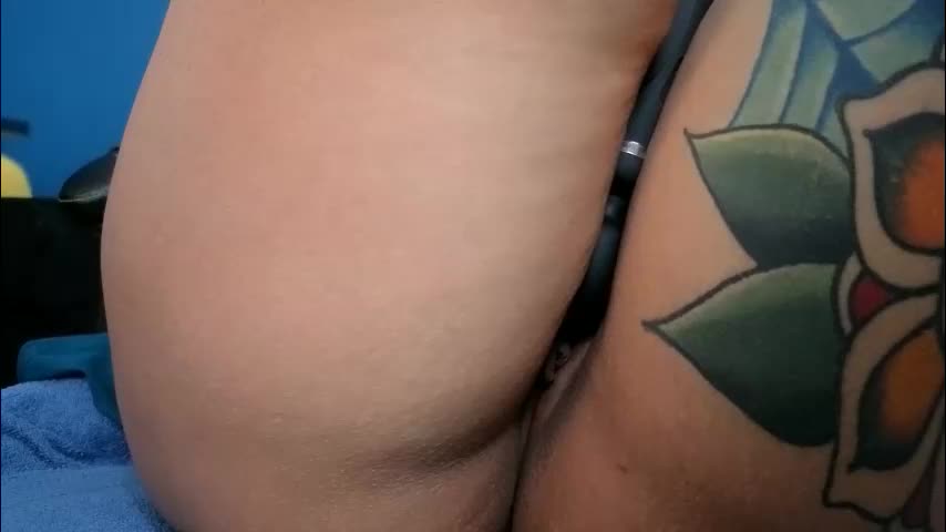 miacanela_xo Adult Chat April 11, 2026