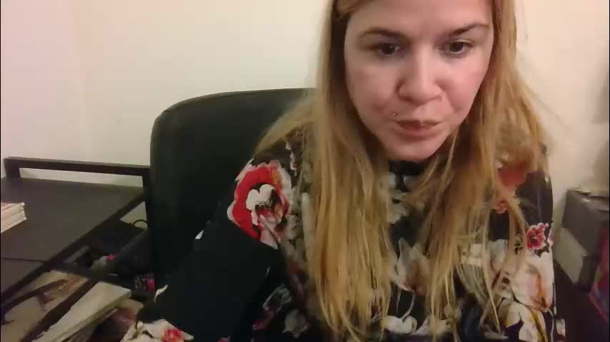 artsyandcraftsy_ Adult Chat April 11, 2026