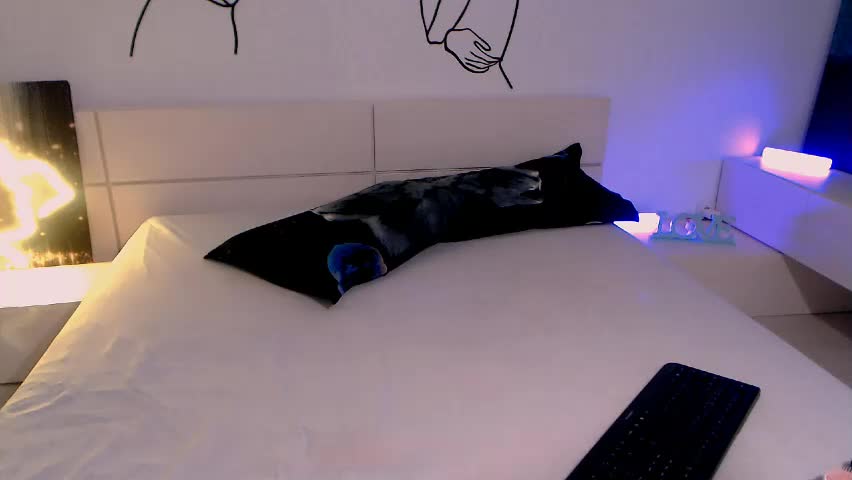 foxydevilish Adult Chat April 11, 2026