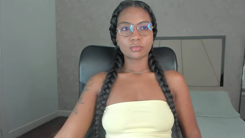 nicoll_ruiz_ Adult Chat April 11, 2026