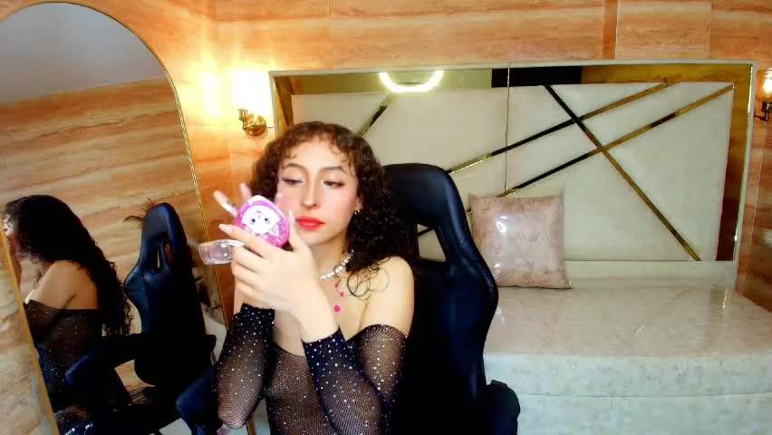 isa_r Adult Chat April 11, 2026