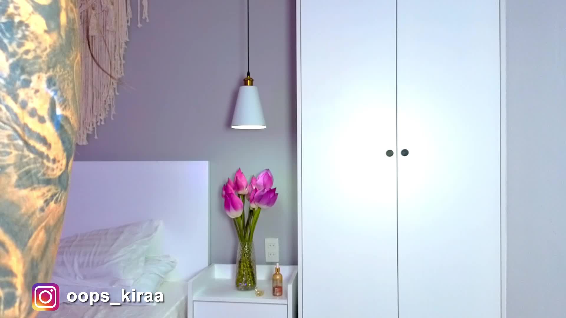 Oops_kiraa Adult Chat April 11, 2026