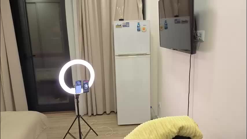 best_ass2000 Adult Chat April 11, 2026