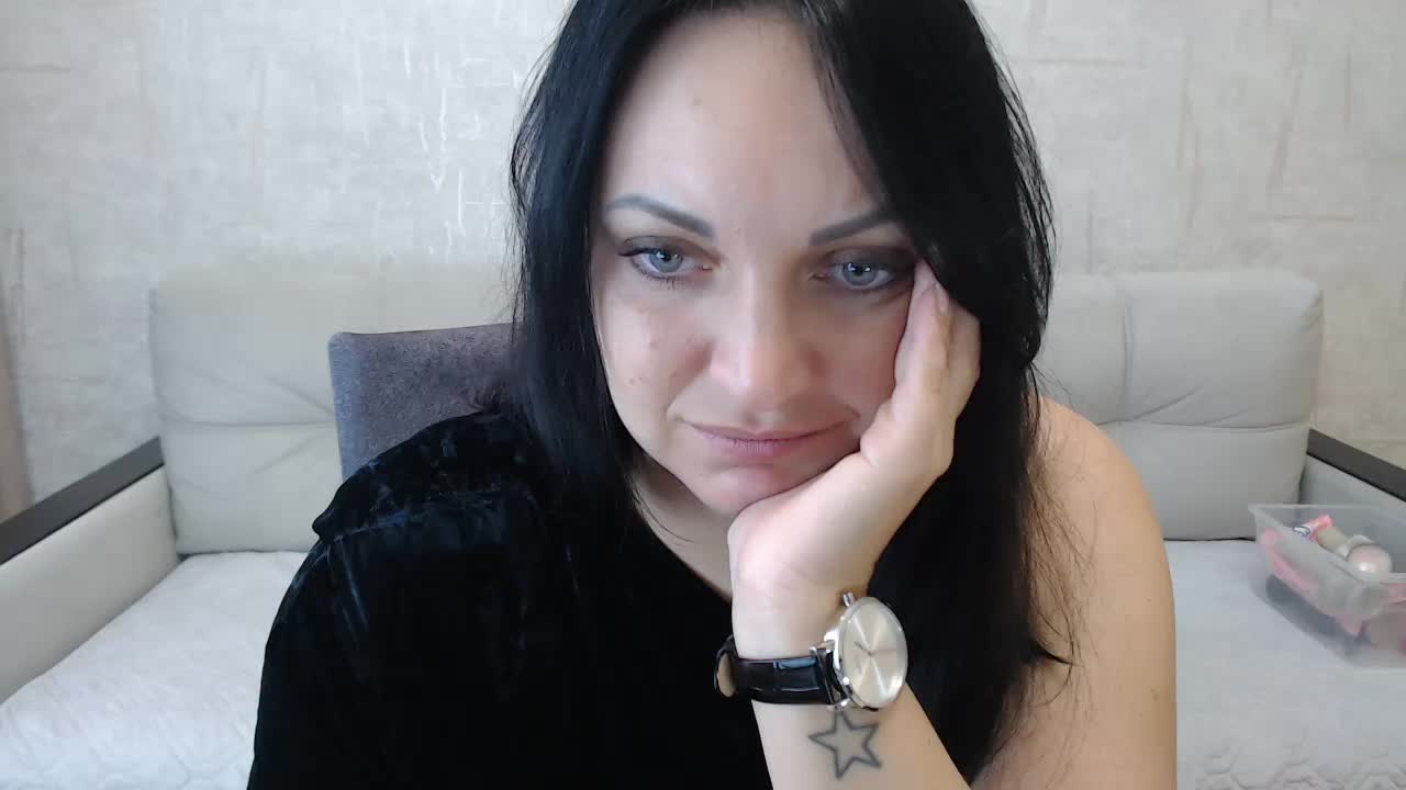 JenniferTheChic Adult Chat April 11, 2026