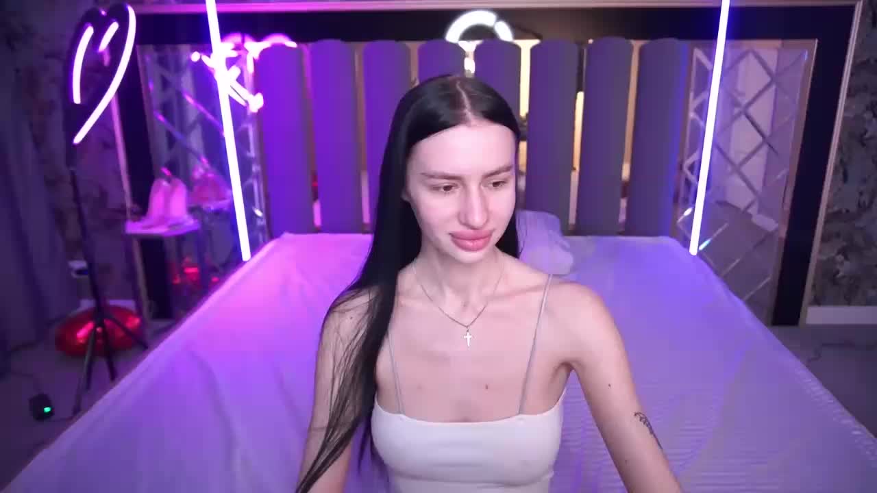 SnowWhiteee Adult Chat April 11, 2026