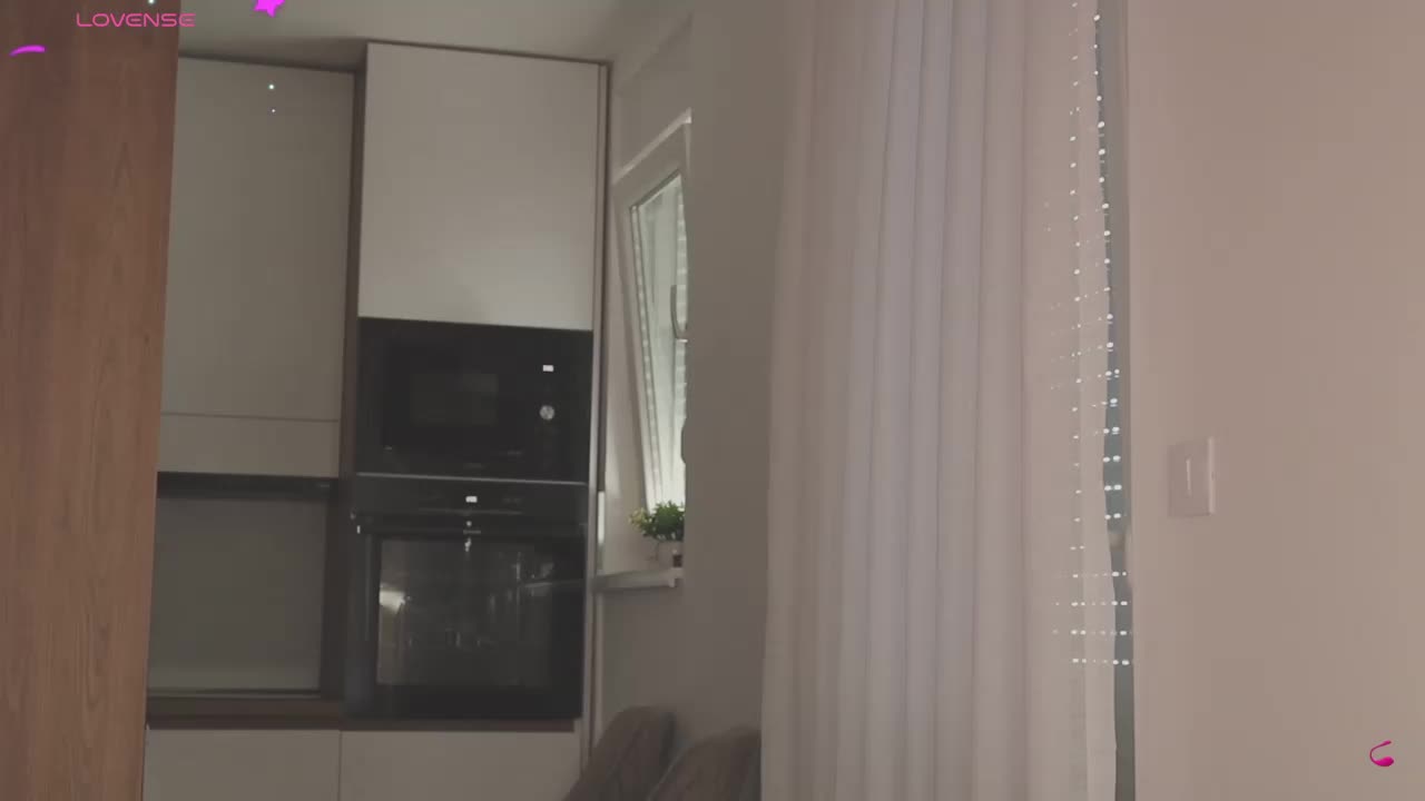 LikaBerry Adult Chat April 12, 2026