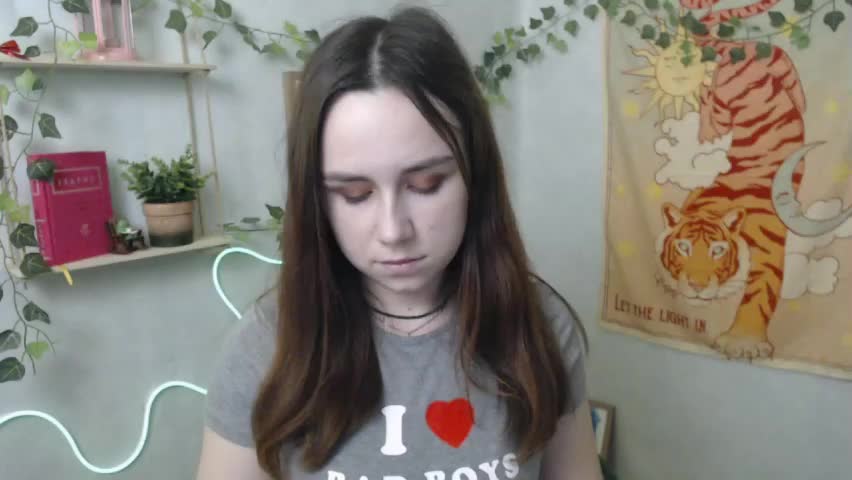 veryveryvery_shy Adult Chat April 11, 2026