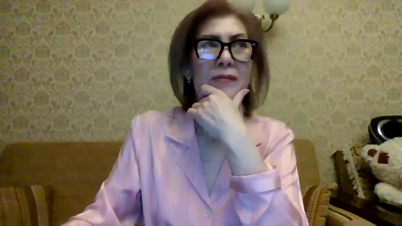 ElegantLady00 Adult Chat April 12, 2026