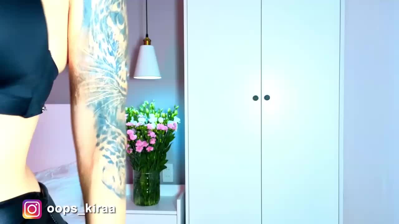 Oops_kiraa Adult Chat April 12, 2026