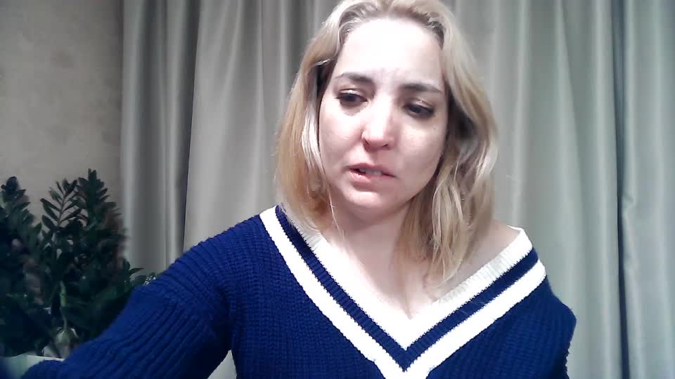 mariska-kiska Adult Chat April 12, 2026