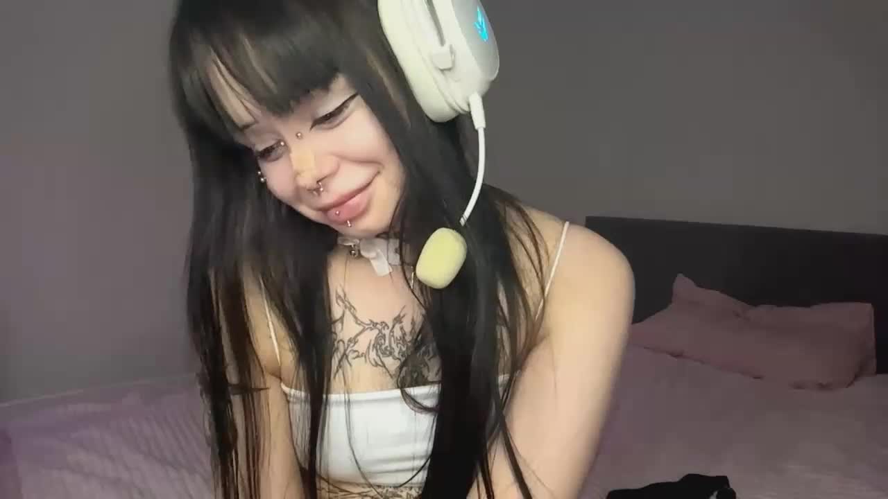 QuianaDearman Adult Chat April 12, 2026