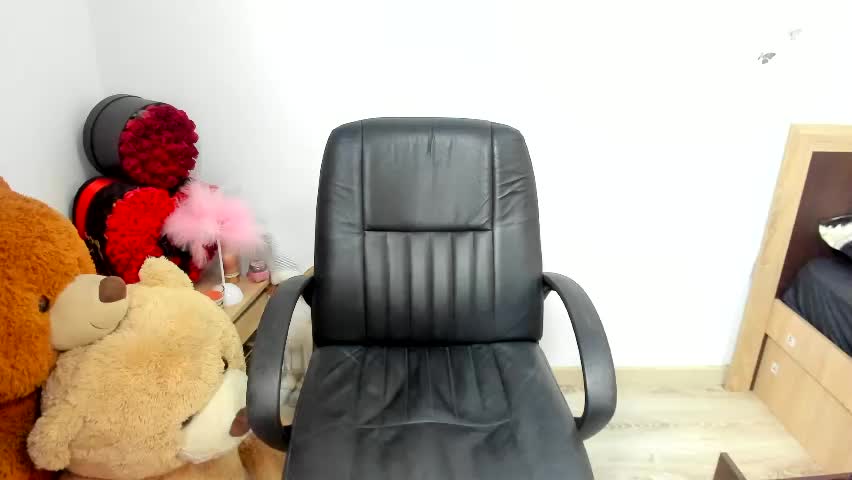 sassytiff Adult Chat April 12, 2026