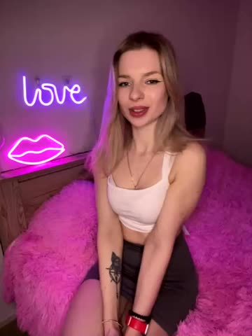 miahollis Adult Chat April 12, 2026