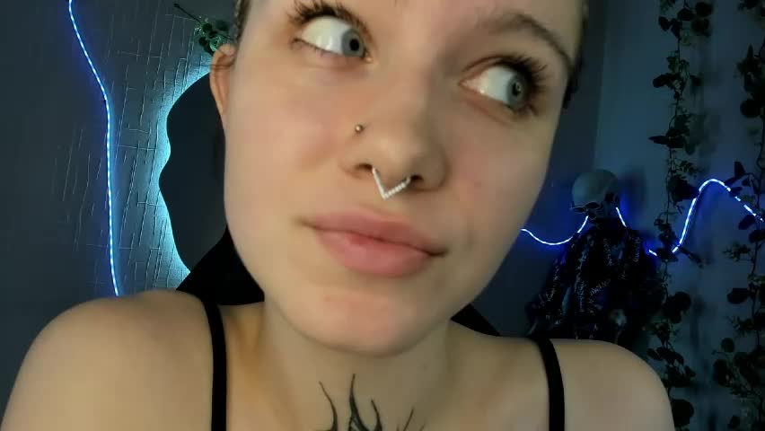 elastikiss Adult Chat April 12, 2026