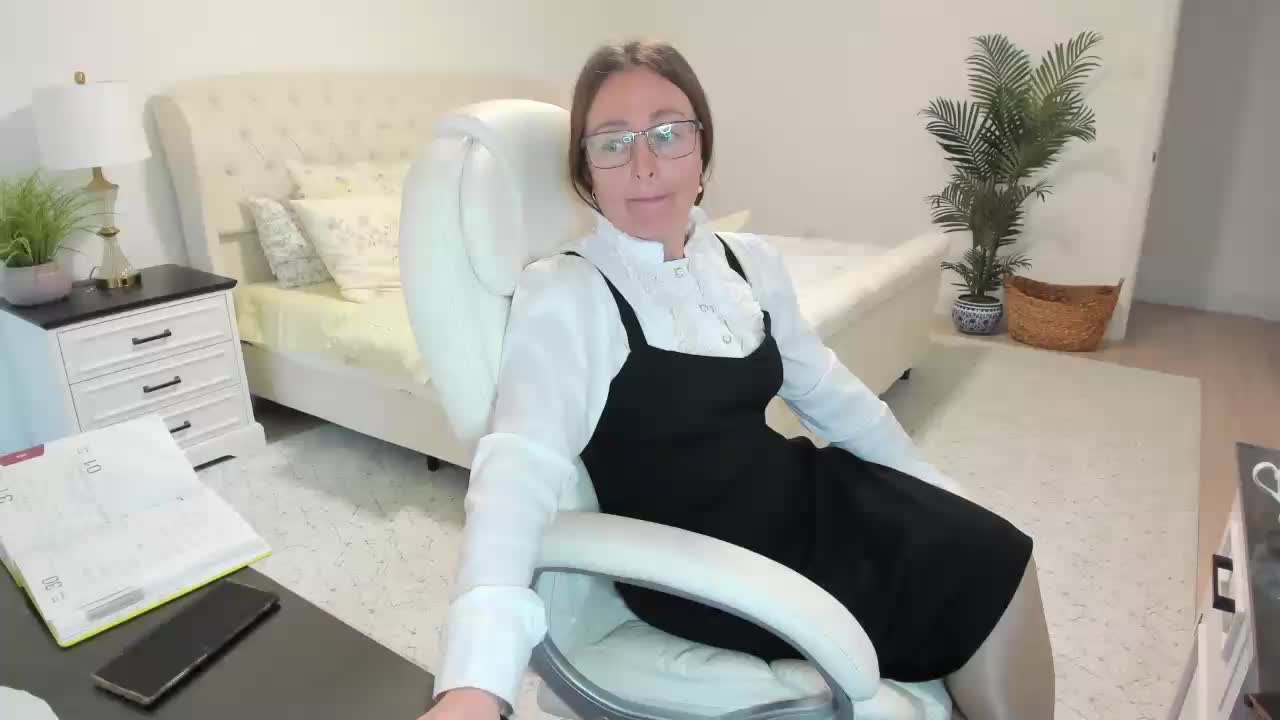 -Michelle- Adult Chat April 12, 2026