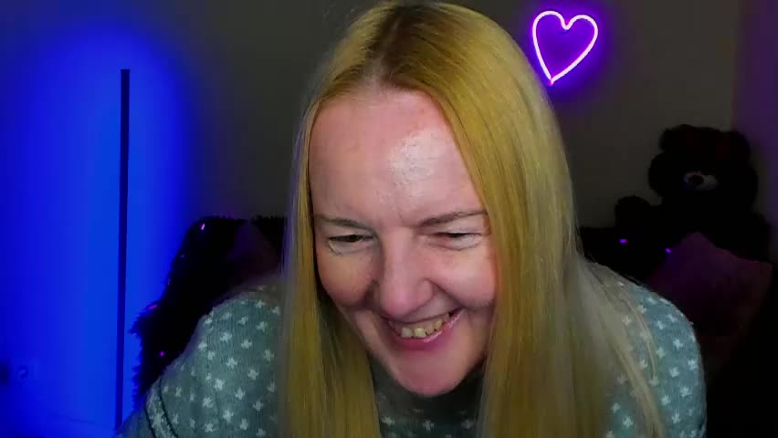 bella_hadatt Adult Chat April 12, 2026