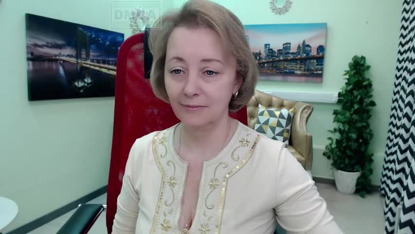 mona_w Adult Chat April 12, 2026