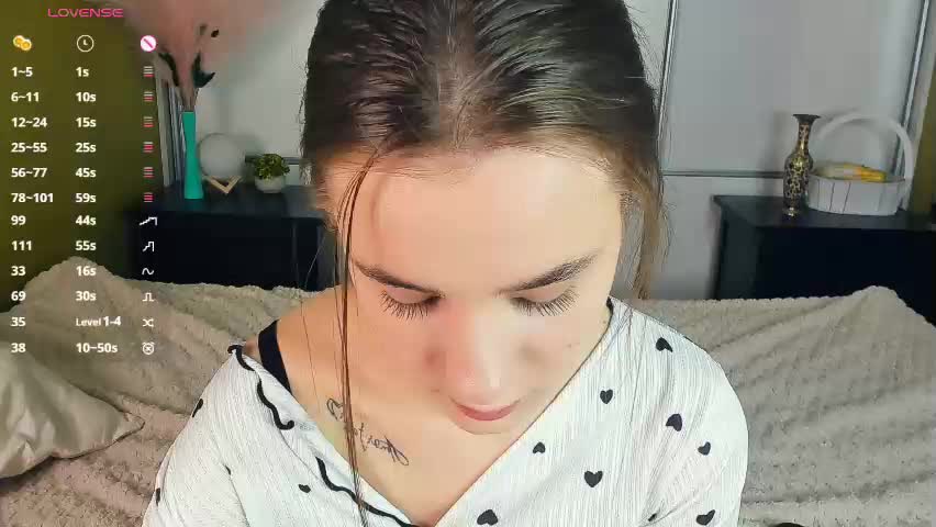 meoww_meows Adult Chat April 12, 2026